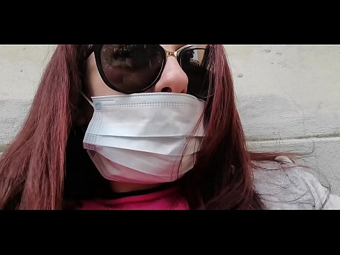 ❤️ Nicoletta se răzbună pe vecinul ei și face pipi în garajul lui (Special Covid19 Carantină italiană) ❤️ at us ro.mysexgamer.ru ☑