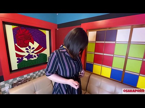 ❤️ Drăguță japoneză cu sâni mari se masturbează cu jucării sexuale și are un orgasm. Ea vorbește într-un interviu despre experiența ei de futut. Țâțe uriașe și păsărica păroasă gemând tare. Osakaporn ❤️  at us ro.mysexgamer.ru ☑